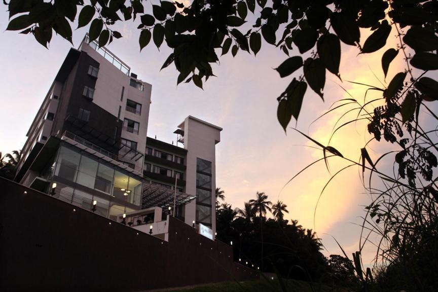 Copper Folia Hotel Kozhikode Ngoại thất bức ảnh