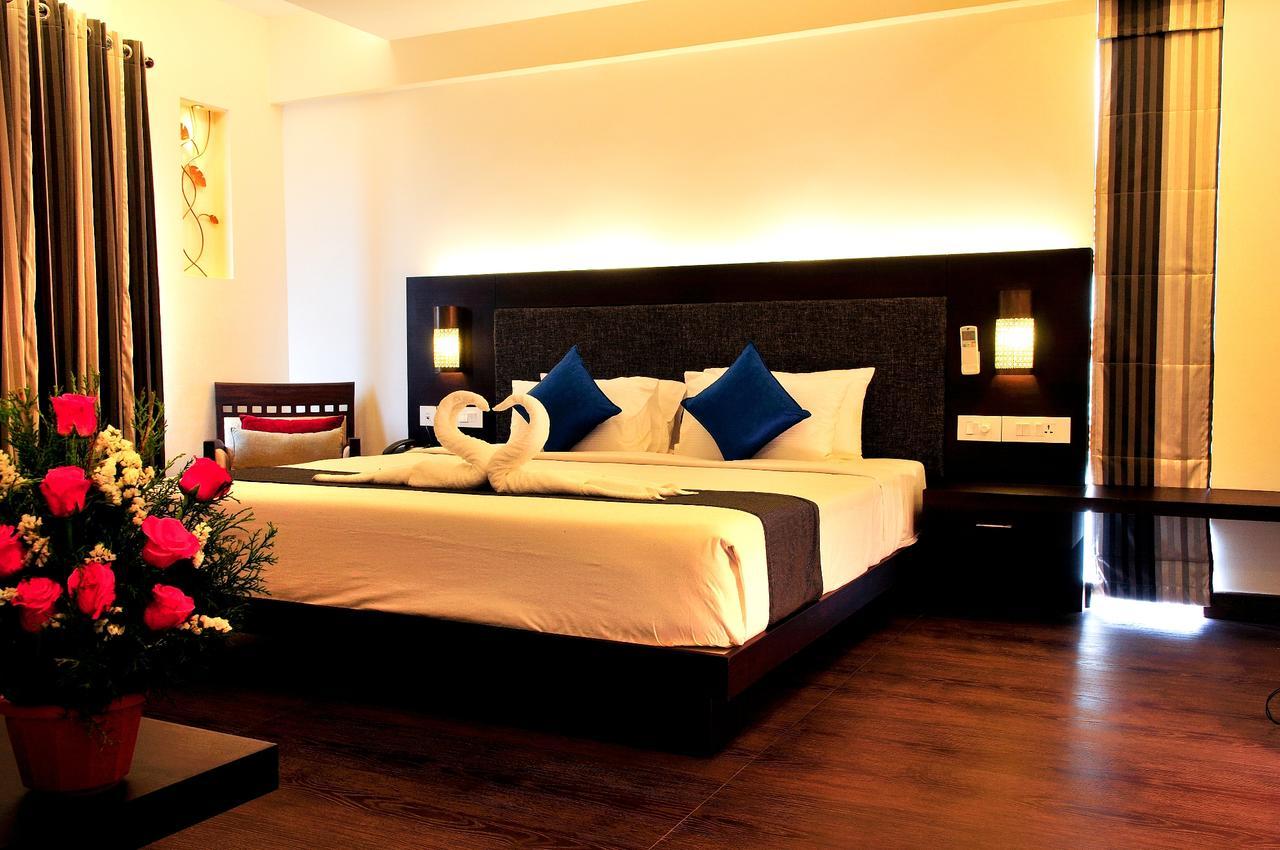 Copper Folia Hotel Kozhikode Ngoại thất bức ảnh